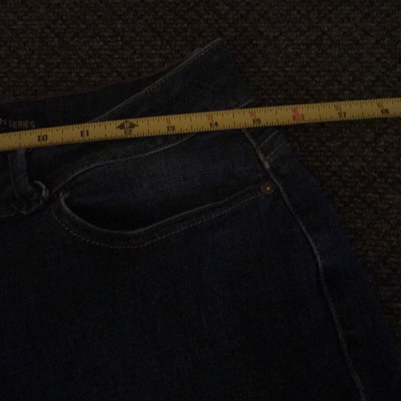 lee curvy fit jeans